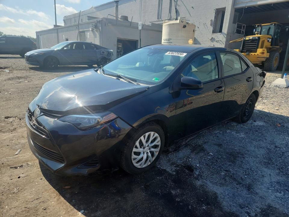 2018 TOYOTA Corolla
