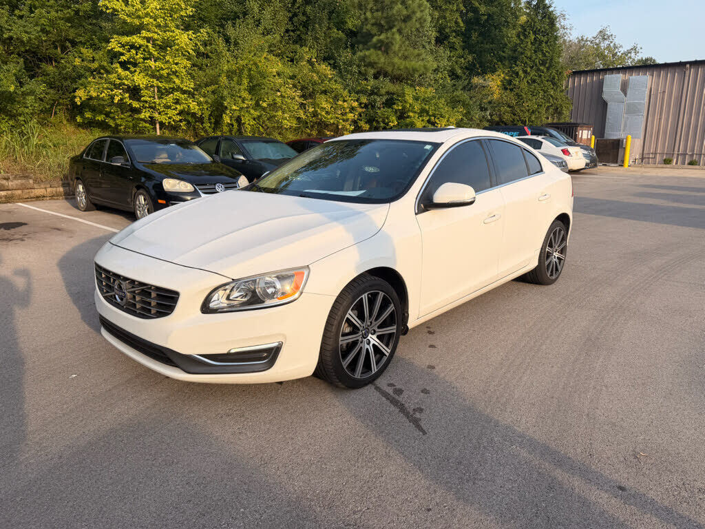 2014 VOLVO S60