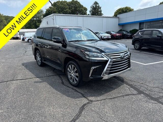 2016 LEXUS LX