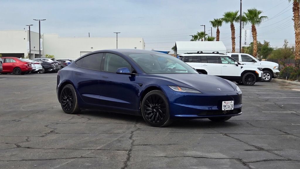 2024 TESLA Model 3
