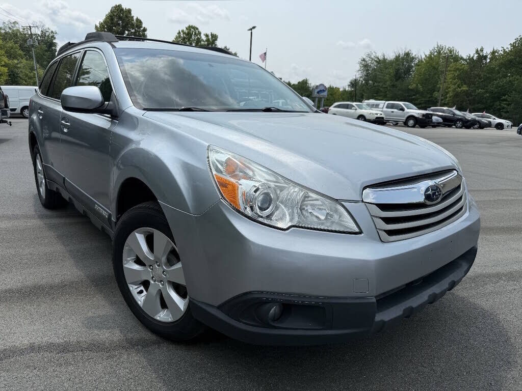 2012 SUBARU Outback
