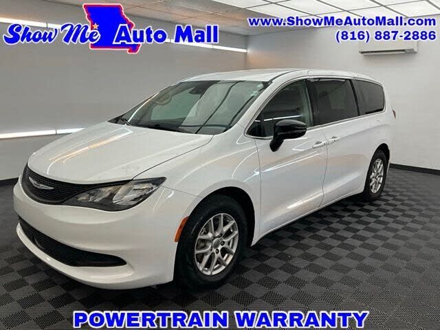 2024 CHRYSLER Voyager