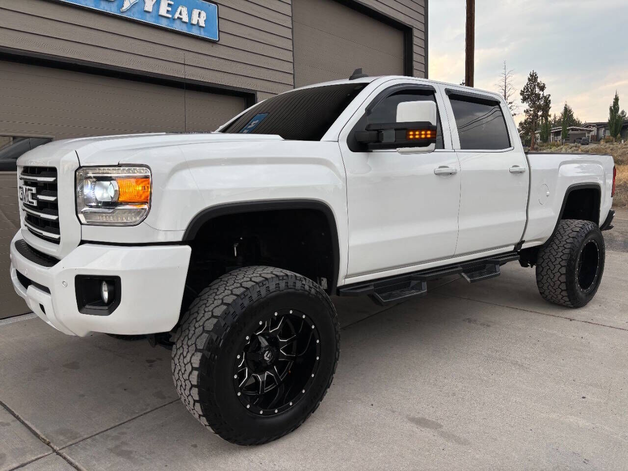 2016 GMC Sierra