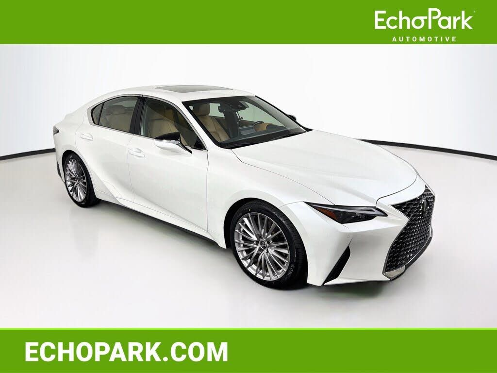 2023 LEXUS IS