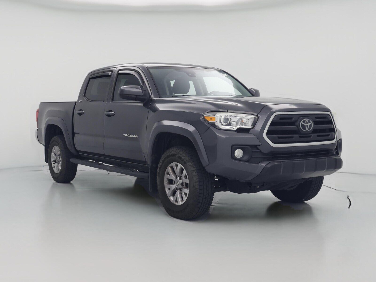 2018 TOYOTA Tacoma