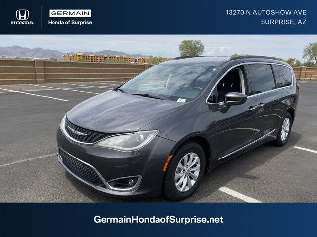 2017 CHRYSLER Pacifica