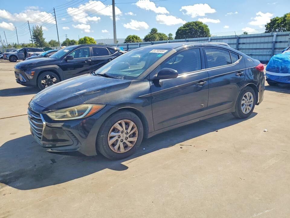 2018 HYUNDAI Elantra