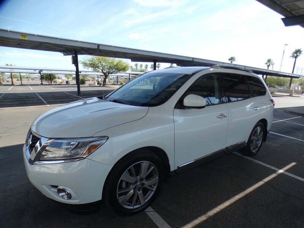 2015 NISSAN Pathfinder