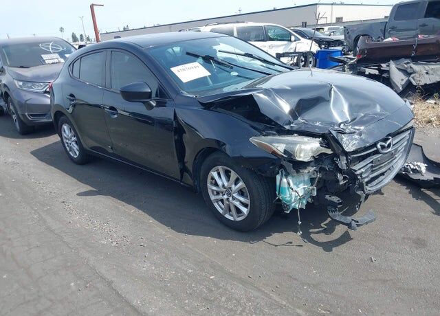 2014 MAZDA Mazda3