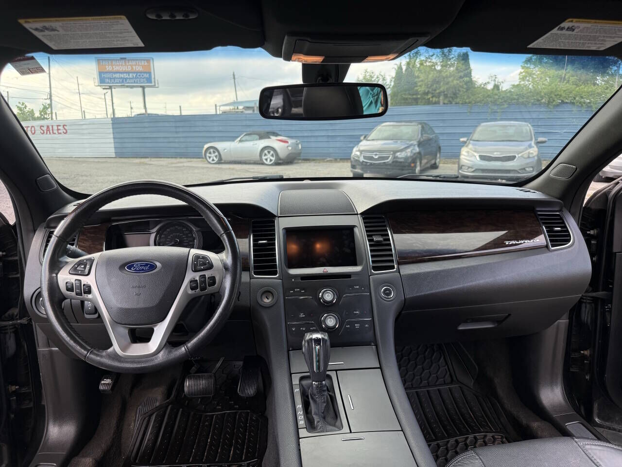2013 FORD Taurus