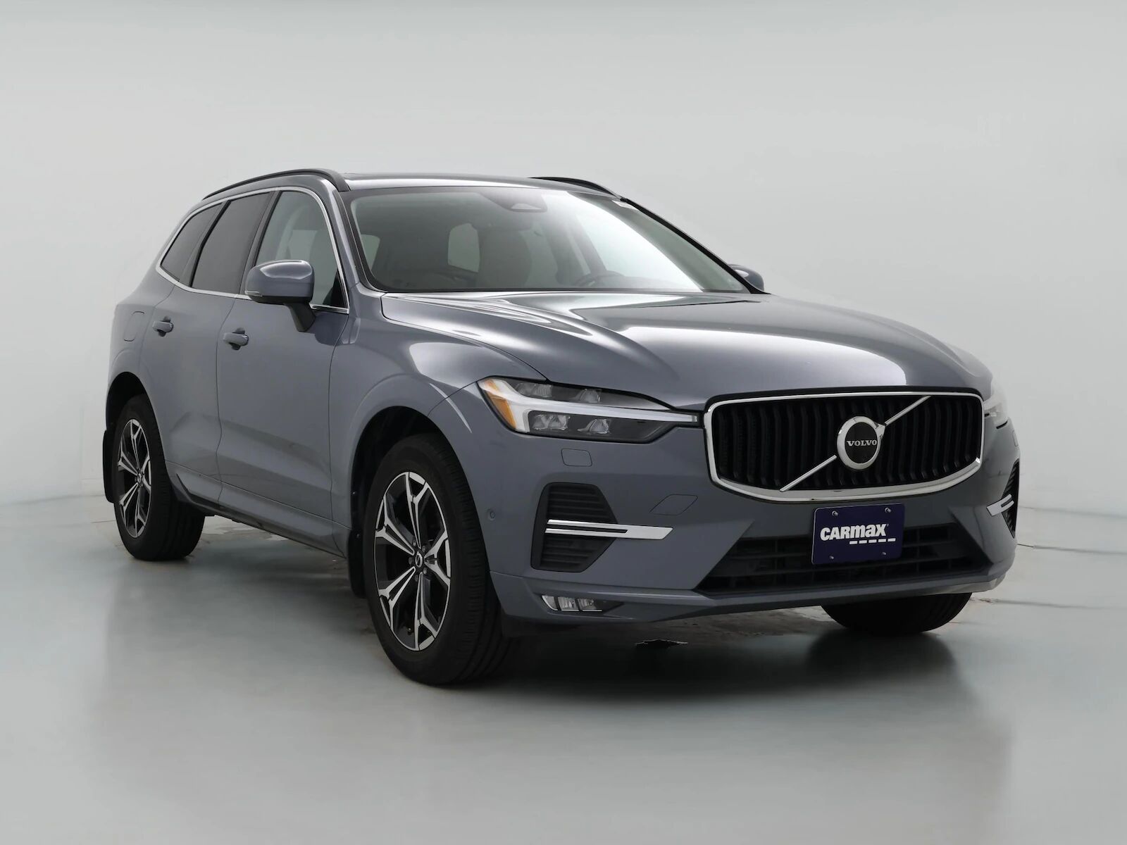 2022 VOLVO XC60
