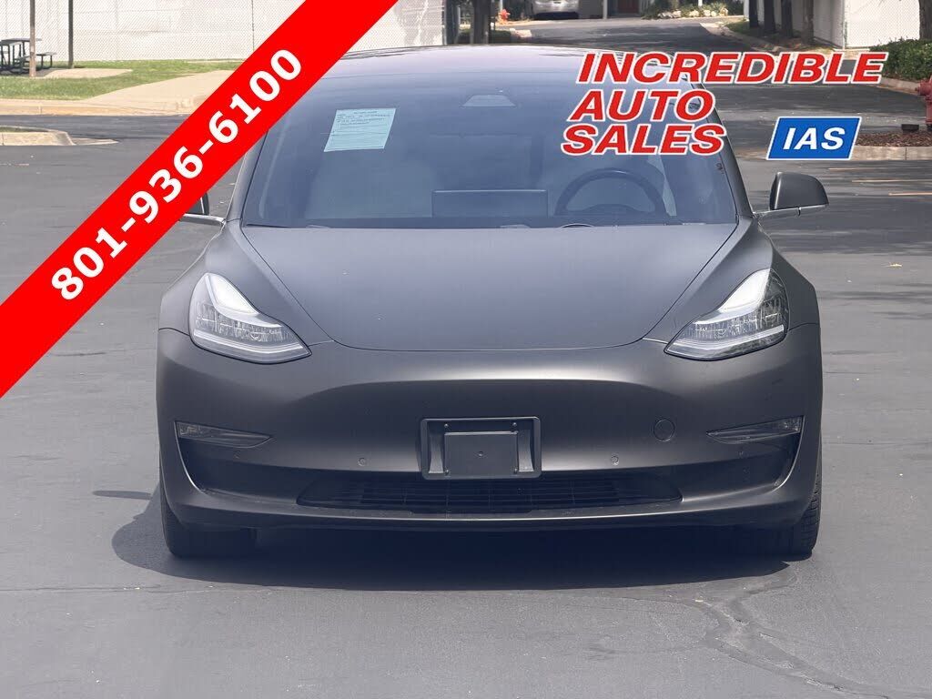 2018 TESLA Model 3