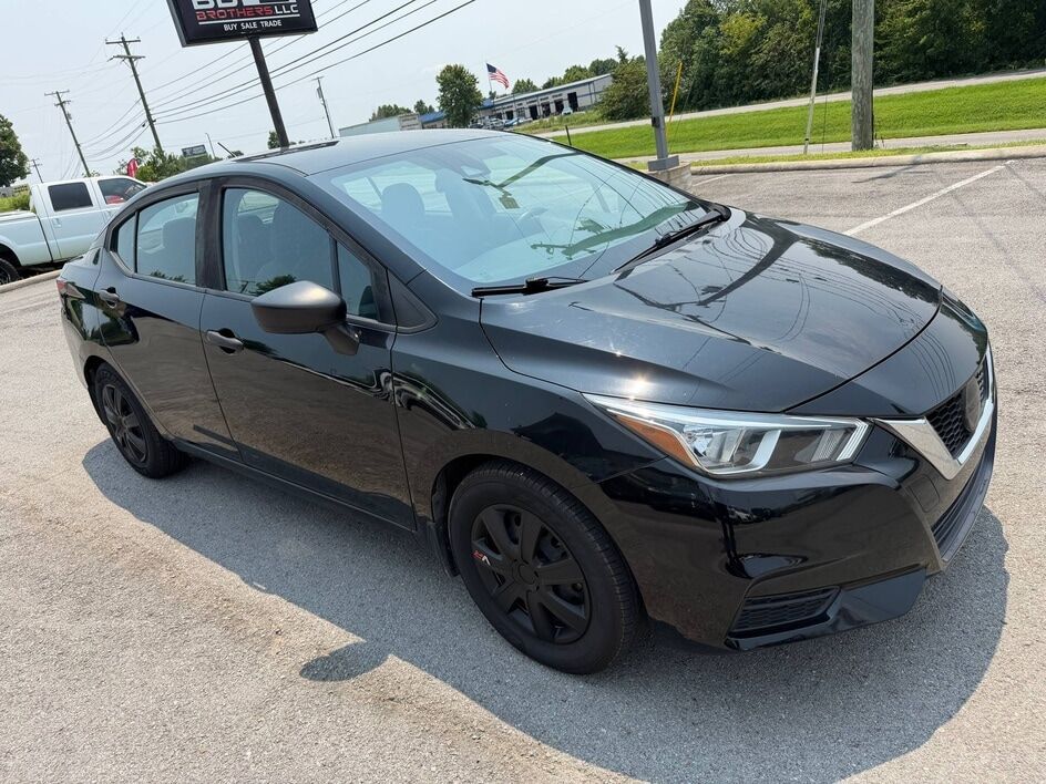 2020 NISSAN Versa