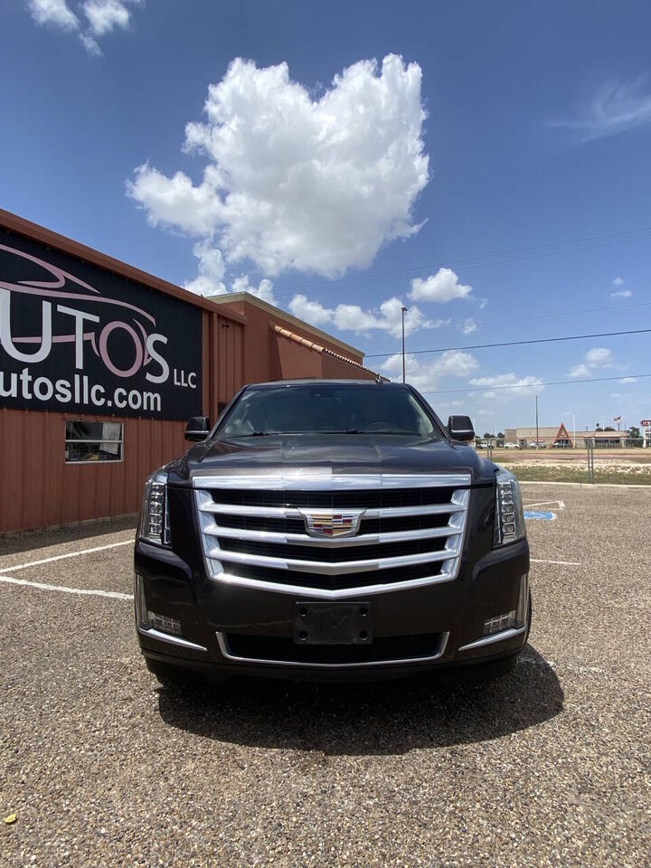 2017 CADILLAC Escalade