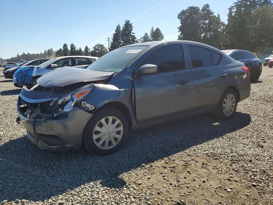 2018 NISSAN Versa