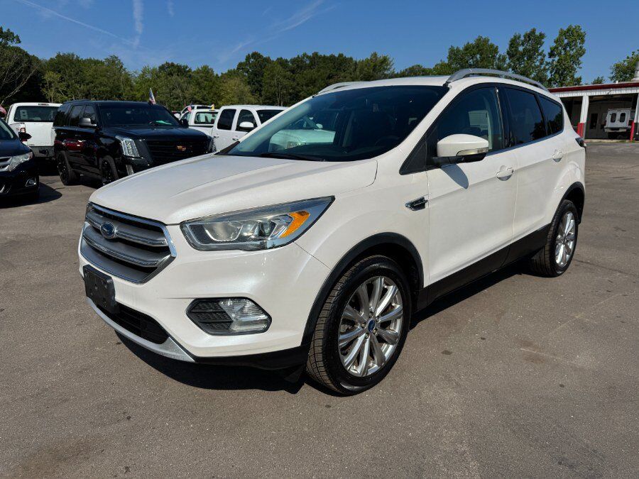 2017 FORD Escape