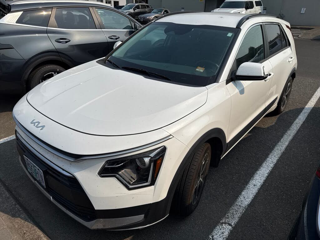 2023 KIA Niro