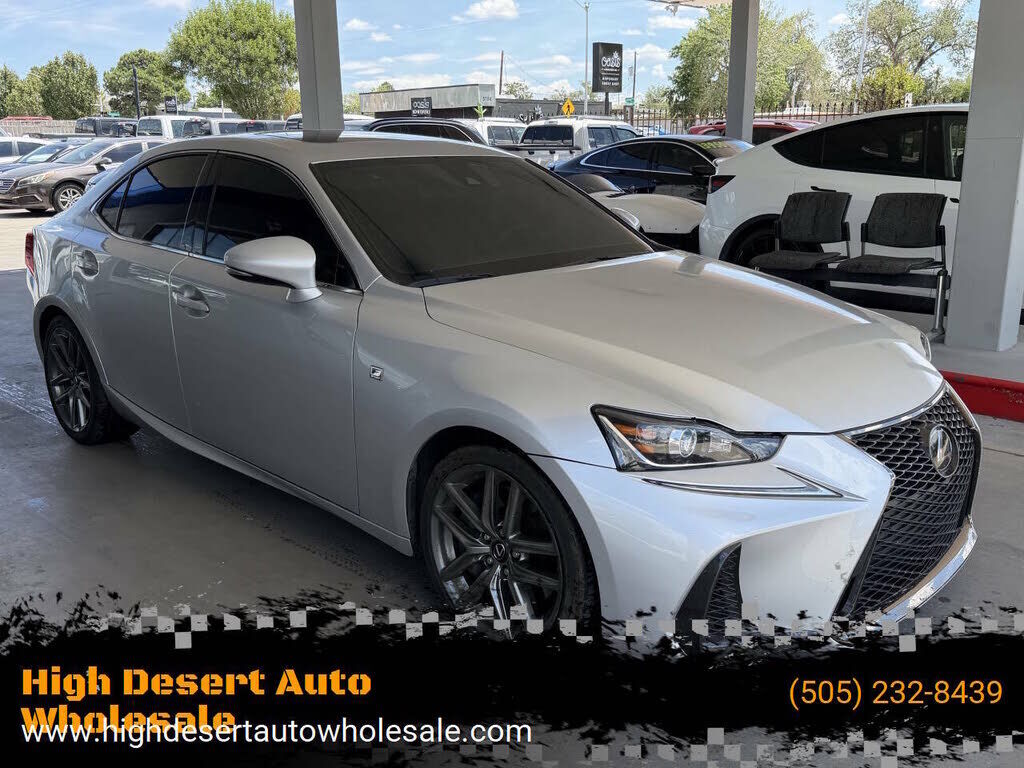 2018 LEXUS IS