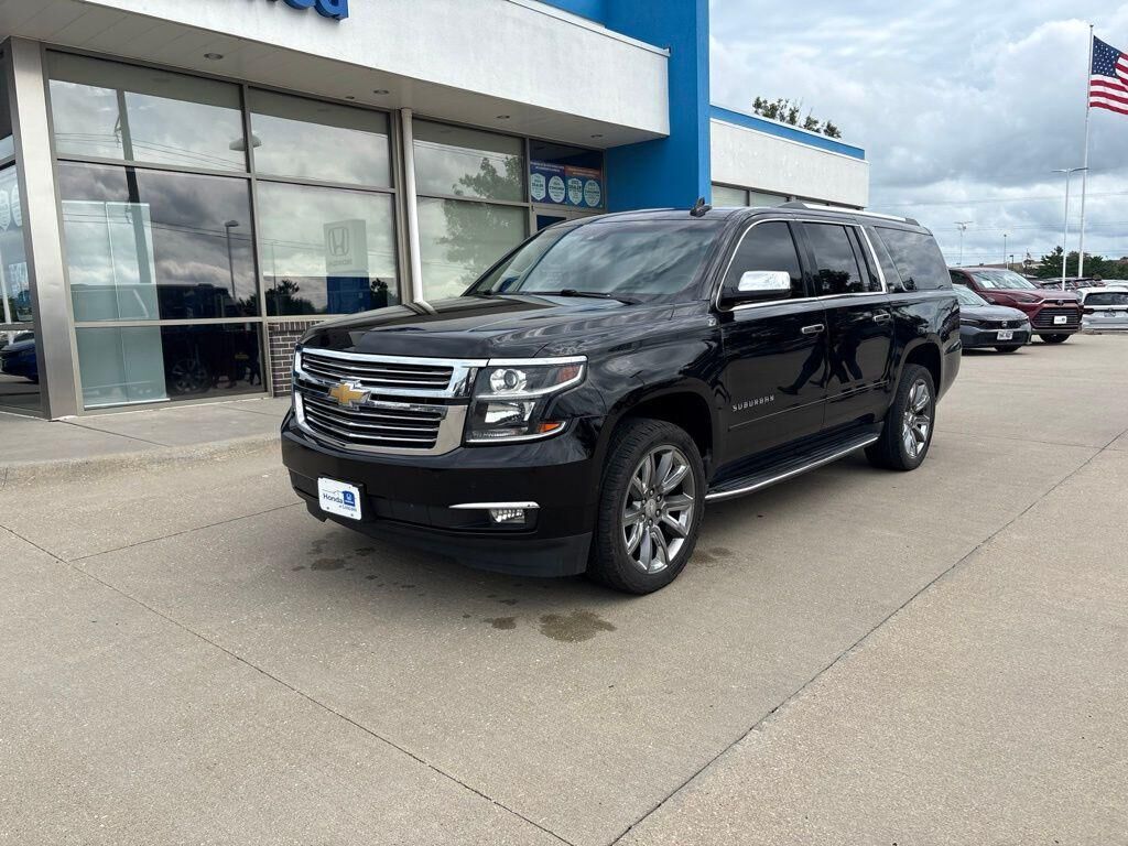 2016 CHEVROLET Suburban