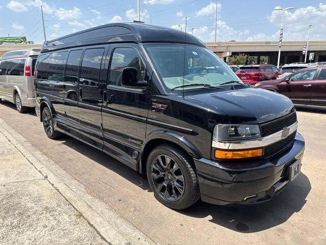 2023 CHEVROLET Express