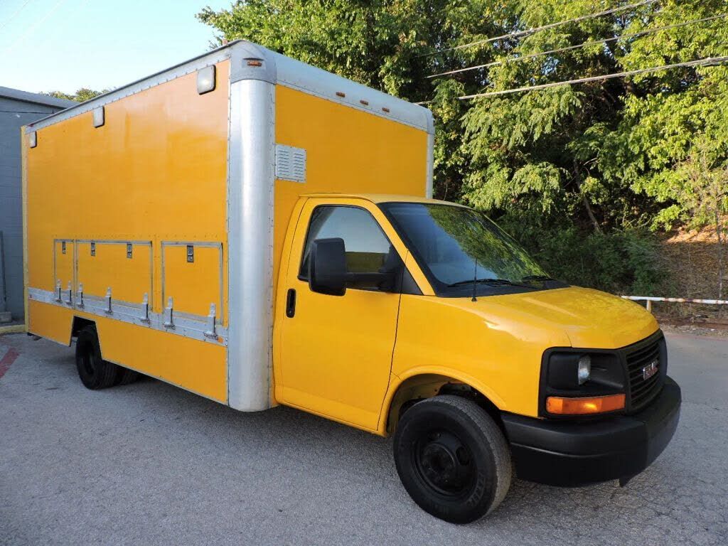 2013 GMC Savana