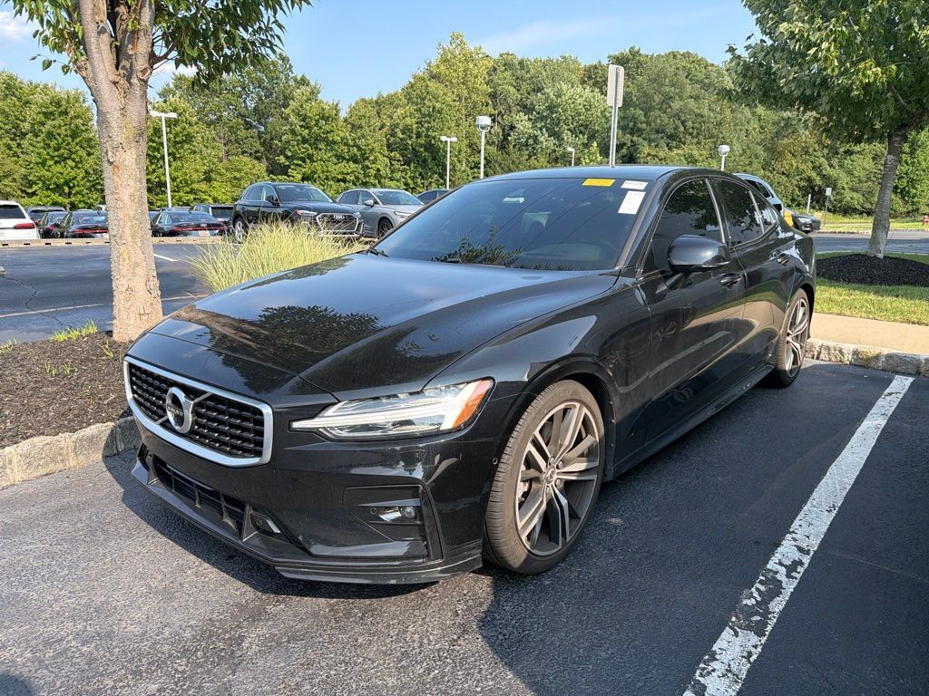 2020 VOLVO S60