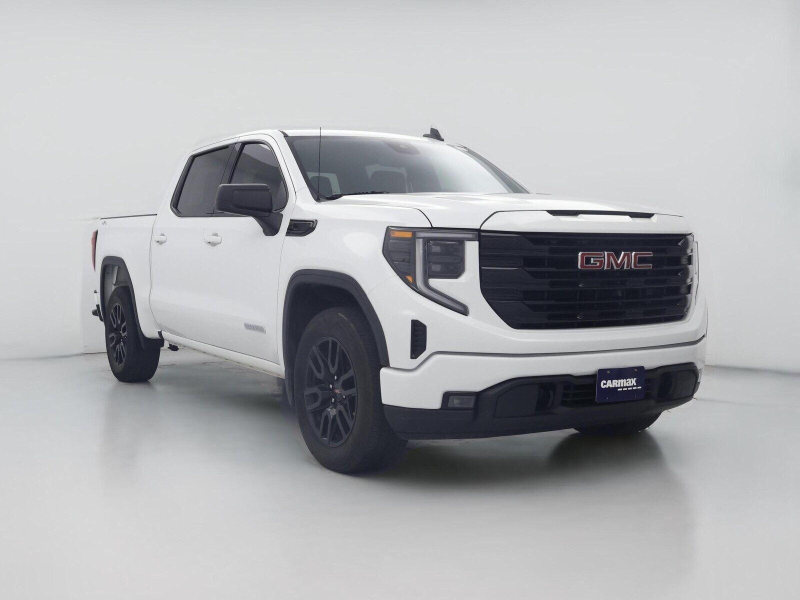 2023 GMC Sierra