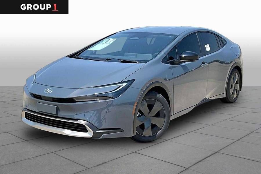 2026 TOYOTA Prius