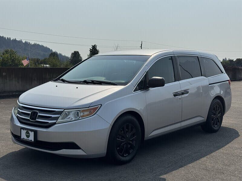 2013 HONDA Odyssey