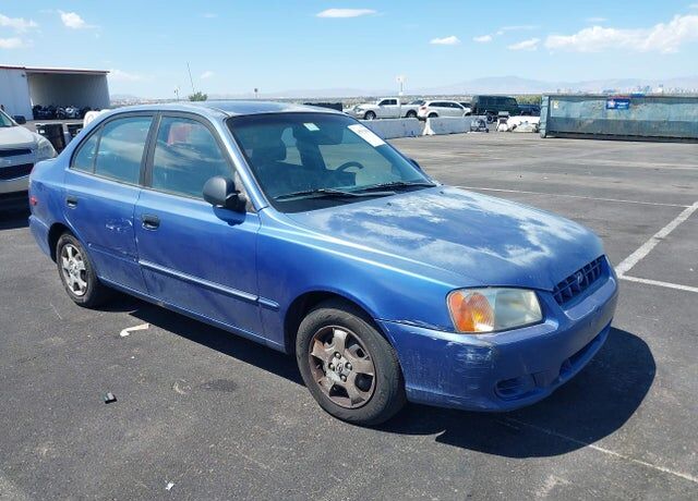 2002 HYUNDAI Accent