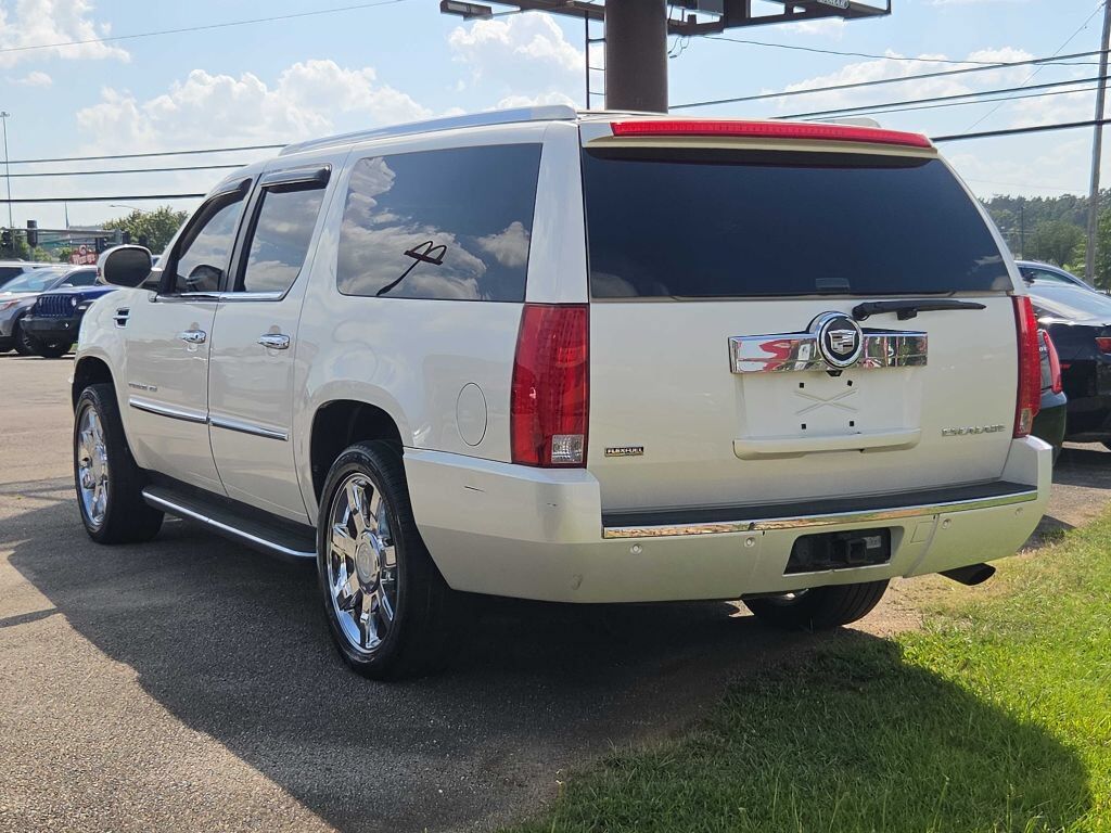 2010 CADILLAC Escalade