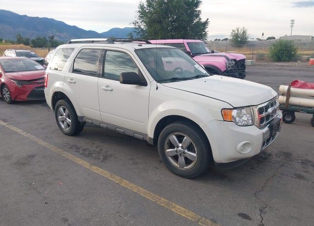 2009 FORD Escape