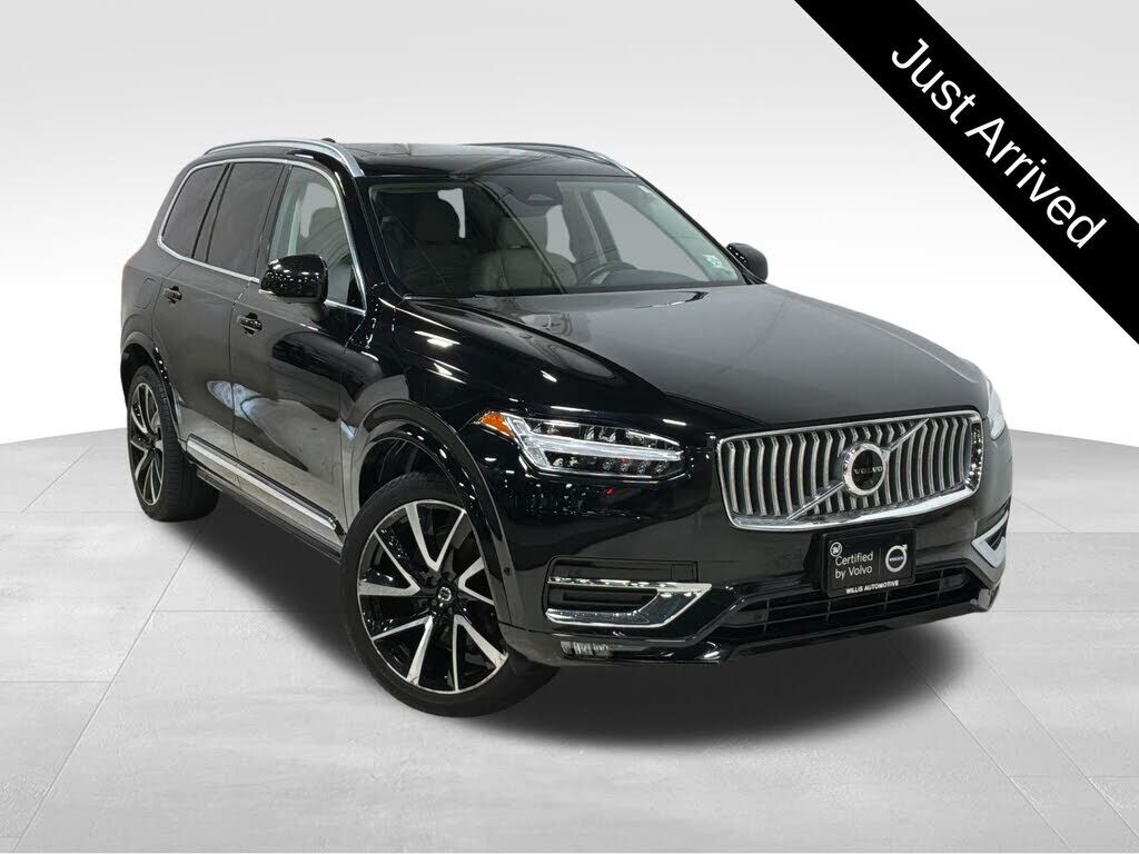 2023 VOLVO XC90