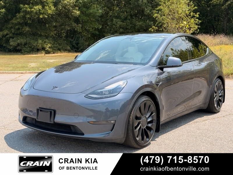 2022 TESLA Model Y