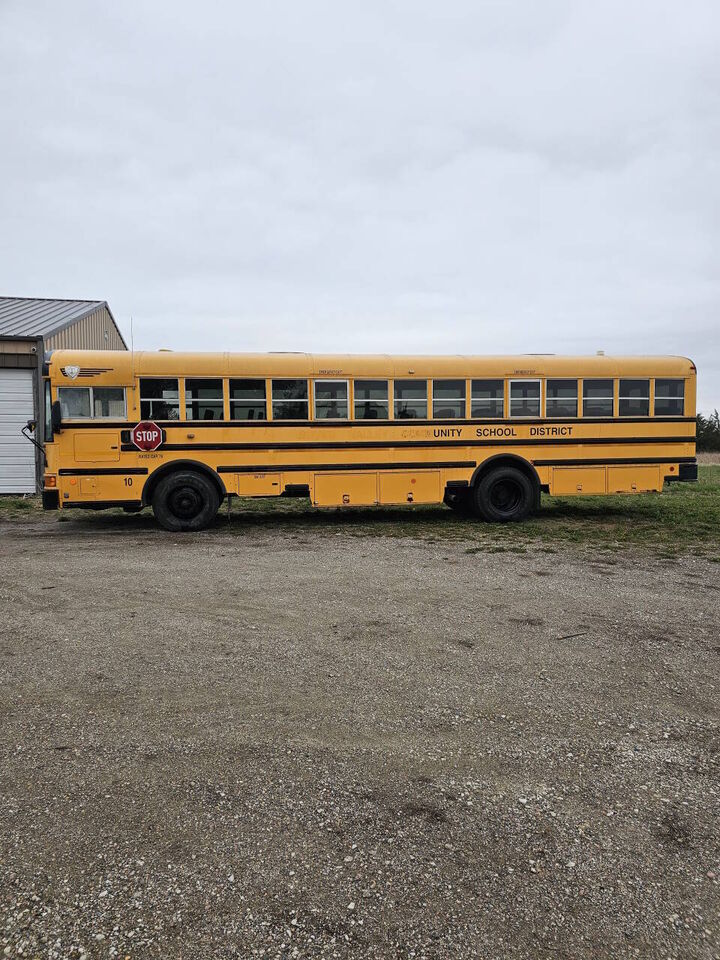 2005 IC BUS PB205