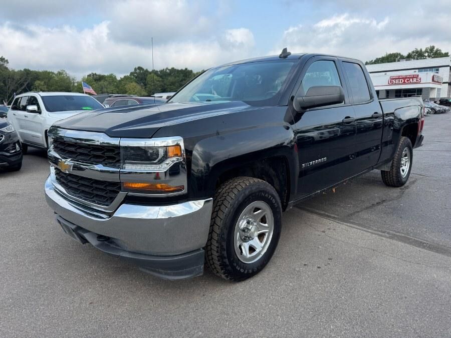 2018 CHEVROLET Silverado