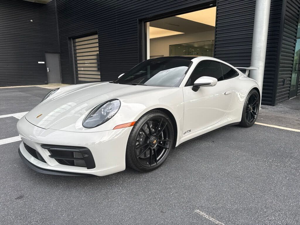 2022 PORSCHE 911