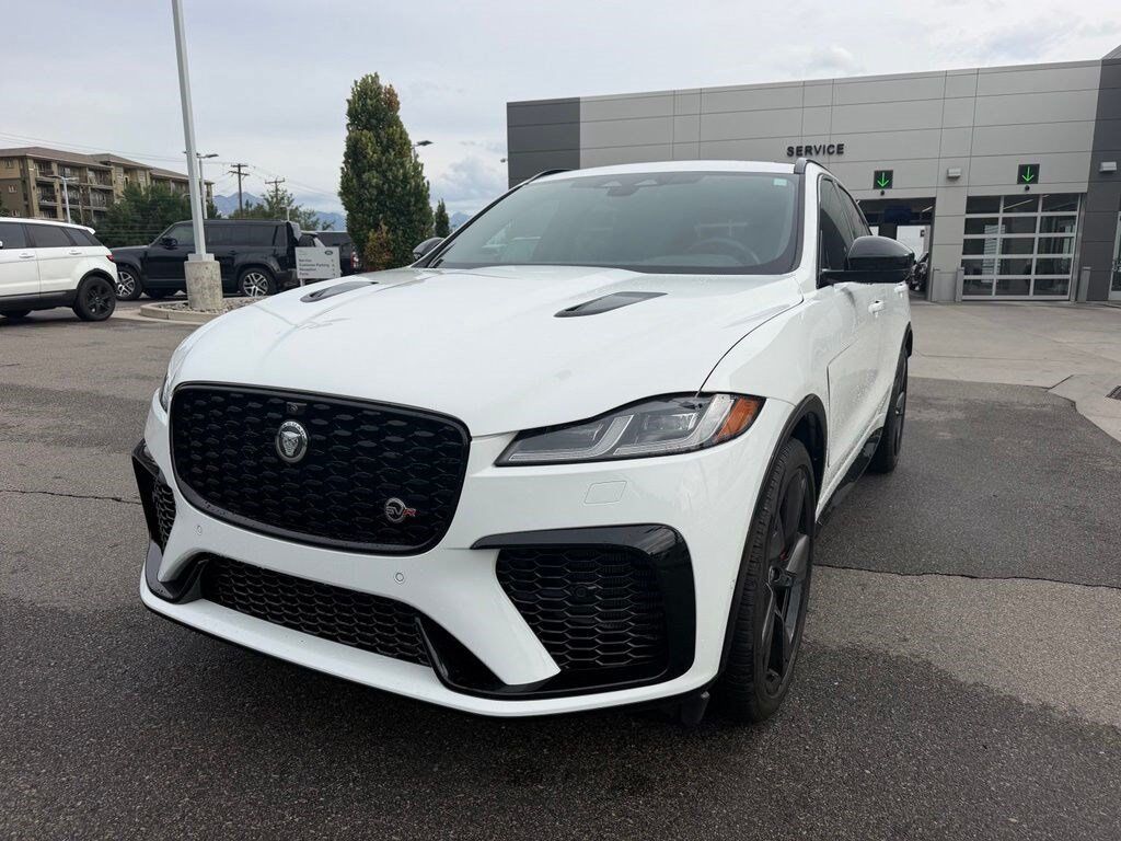 2024 JAGUAR F-Pace