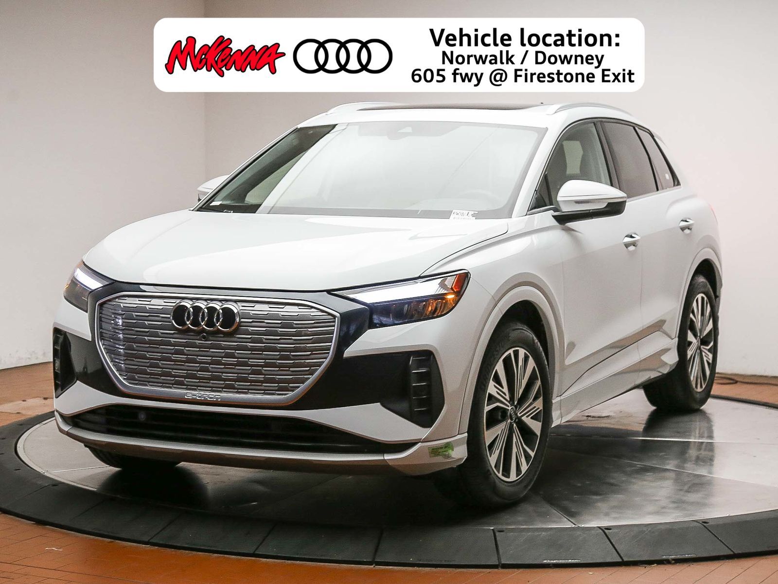 2023 AUDI Q4
