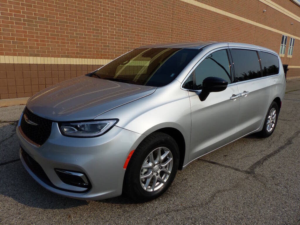 2026 CHRYSLER Pacifica