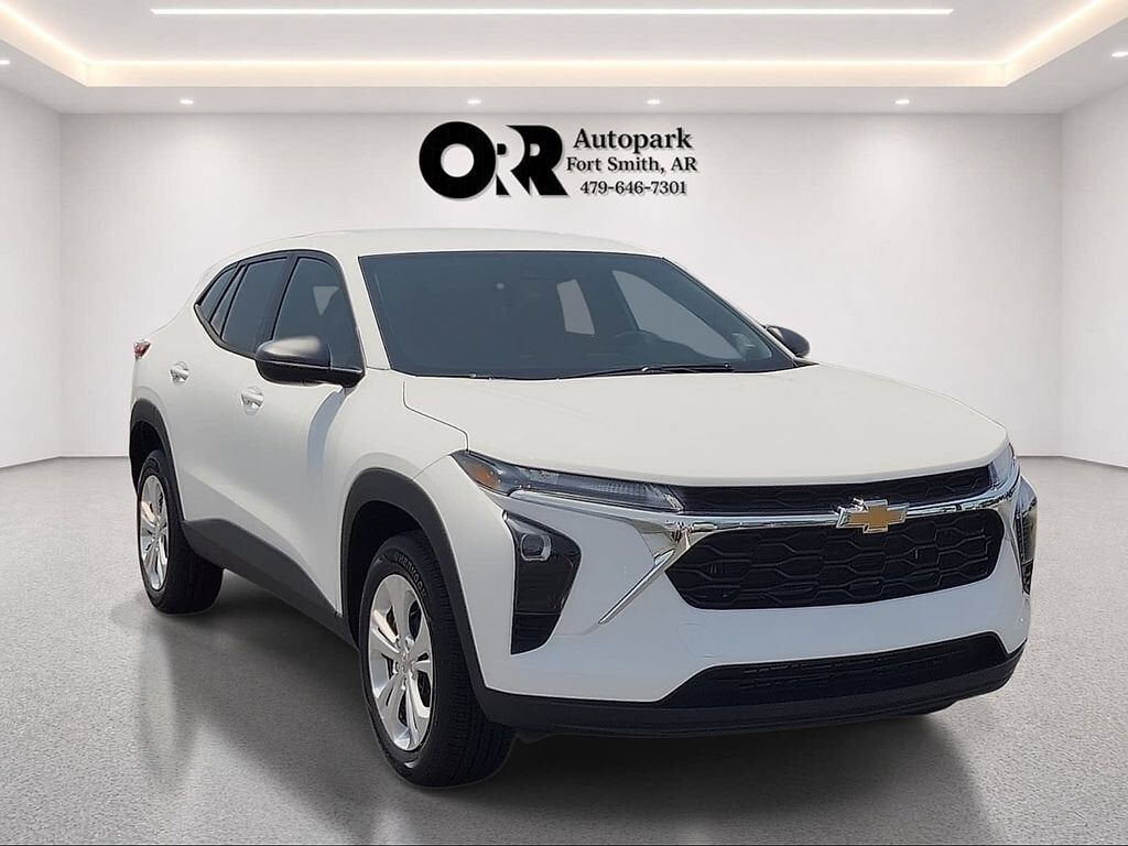 2026 CHEVROLET Trax