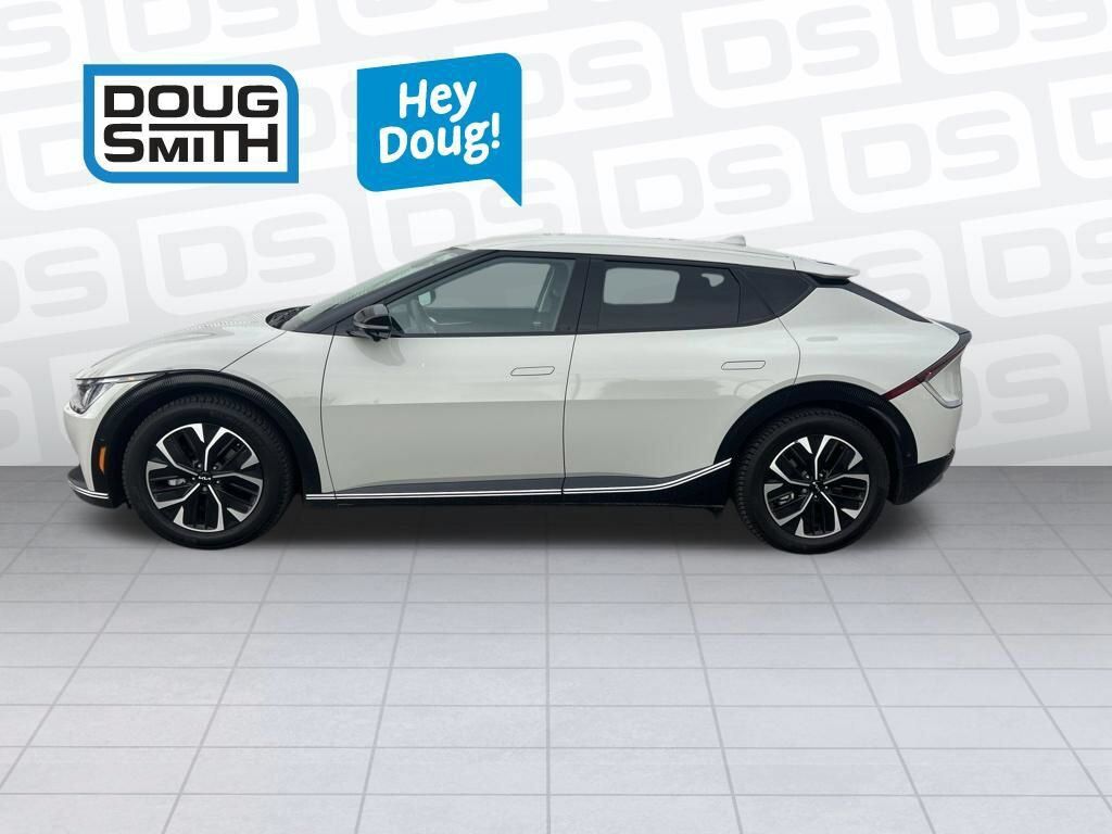 2023 KIA EV6