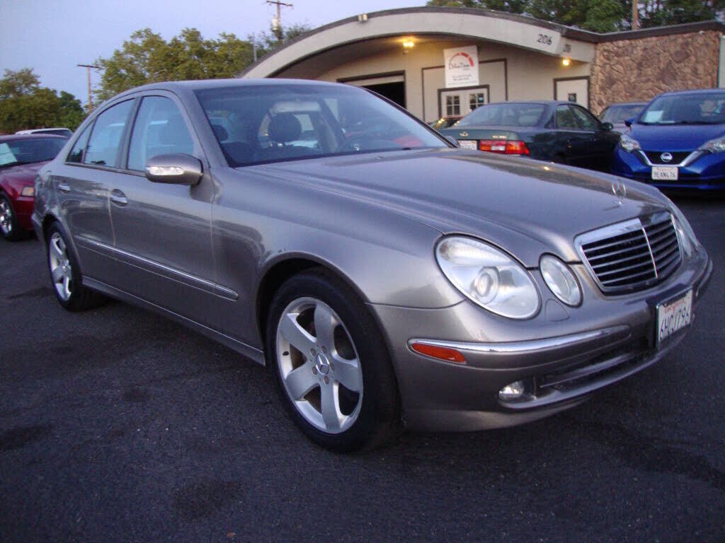 2005 MERCEDES-BENZ E-Class