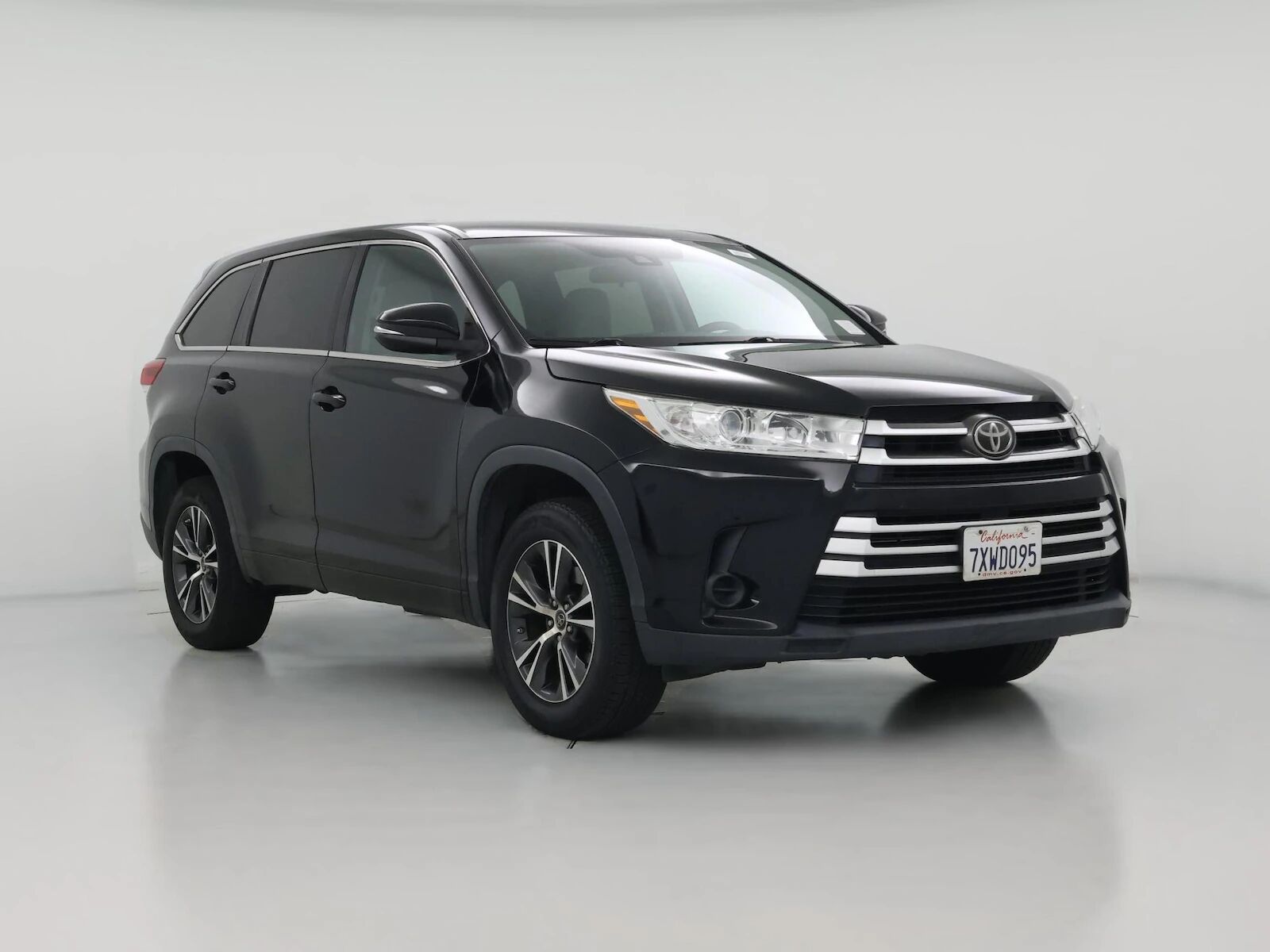 2017 TOYOTA Highlander