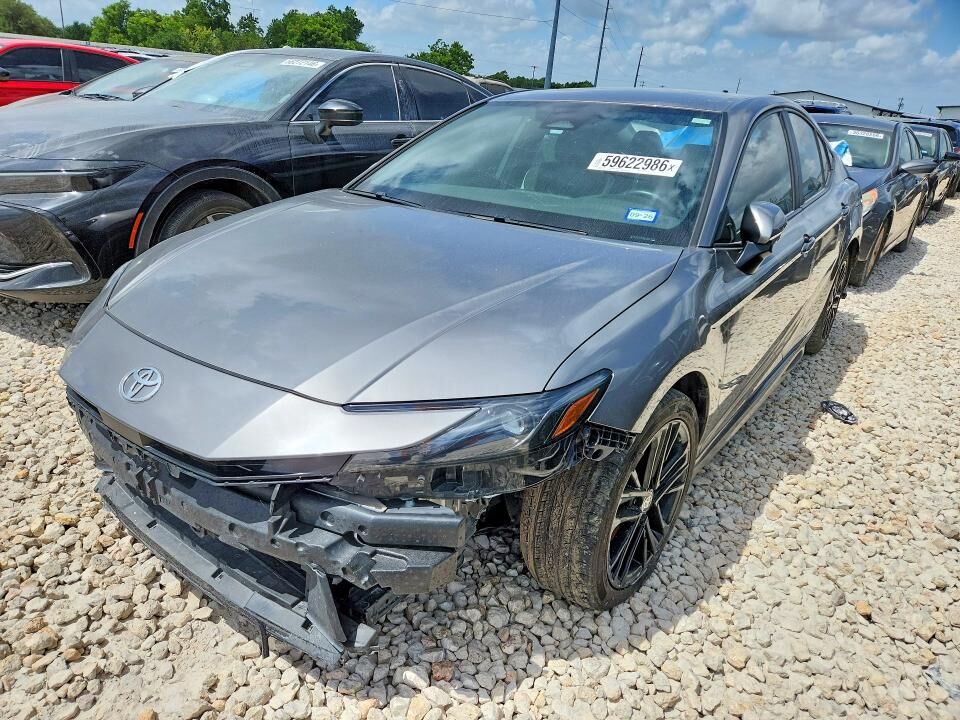 2025 TOYOTA Camry