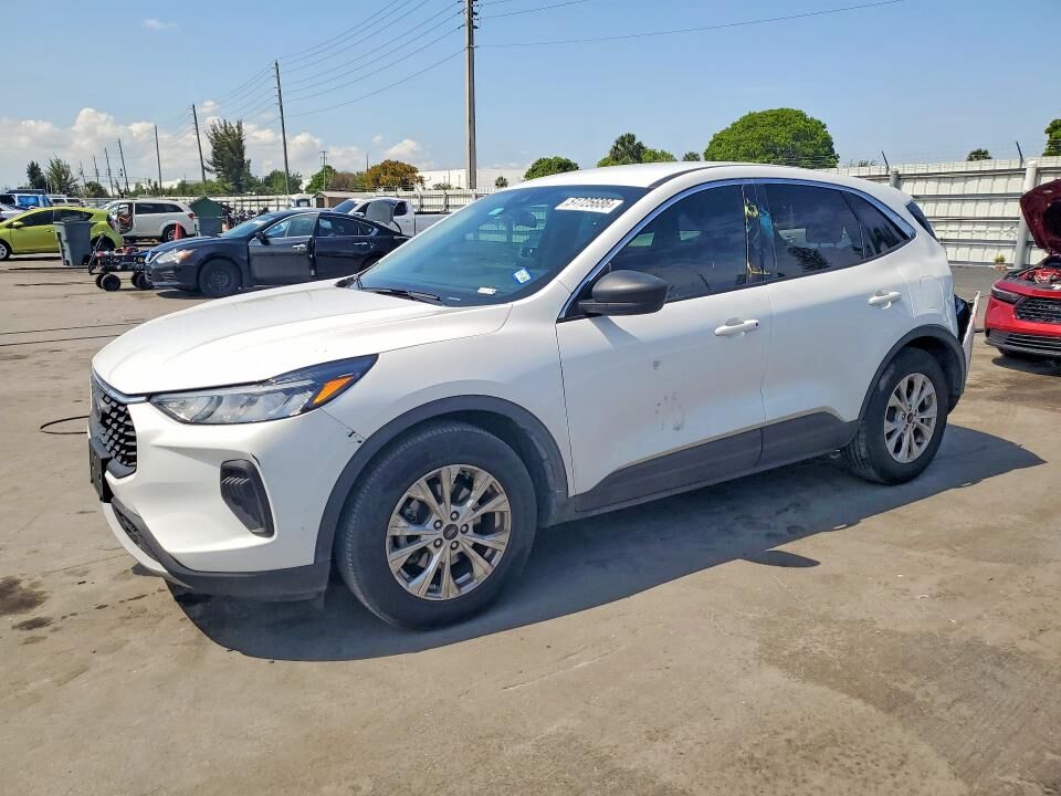 2024 FORD Escape