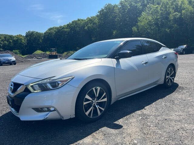 2017 NISSAN Maxima