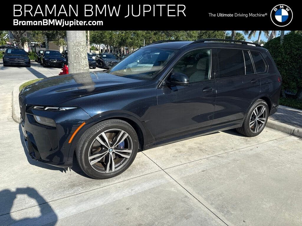 2025 BMW X7