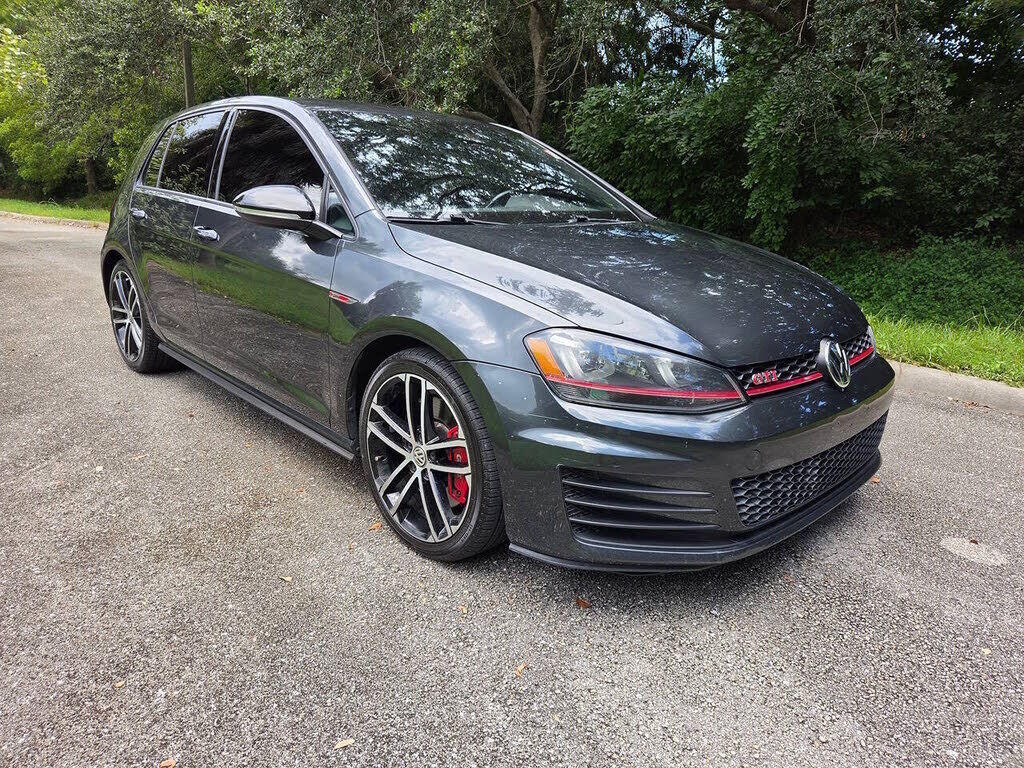 2017 VOLKSWAGEN Golf GTI