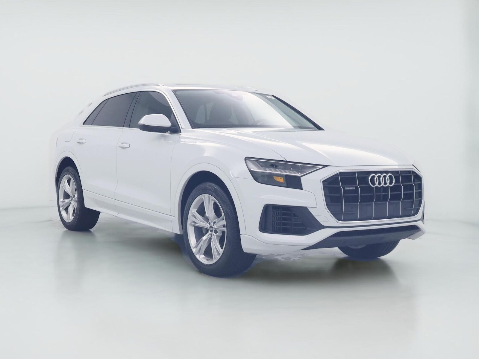 2023 AUDI Q8
